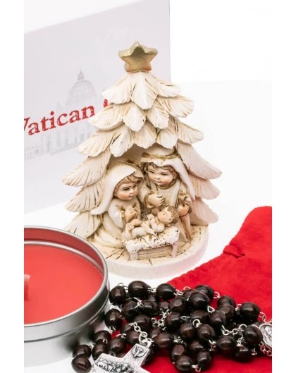 Christmas Gift Box: Small Nativity With Christmas Tree 2 Christmas Gift Box: Small Nativity With Christmas Tree - Image 2